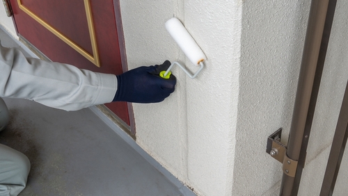 Interior and Exterior Painting That Improves the Whole Property